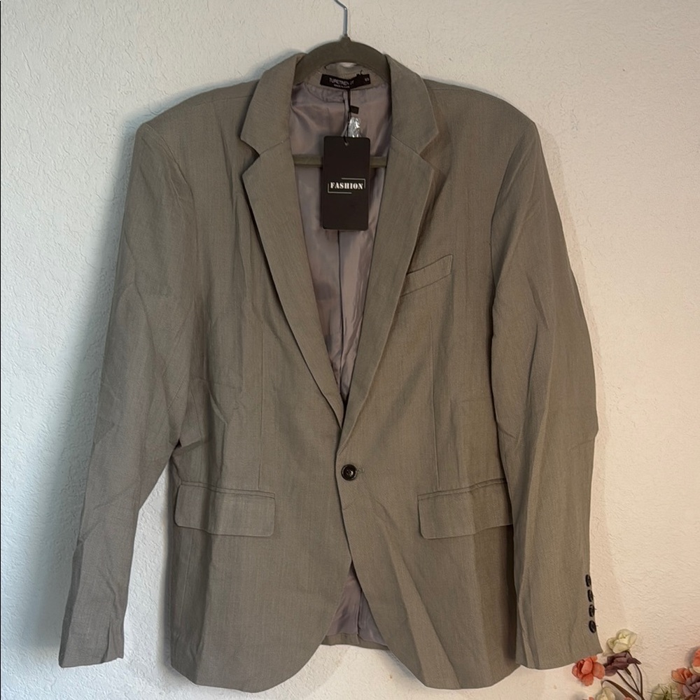 Tailored Tan Blazer with Notched Lapels